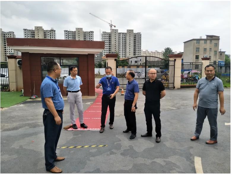 領導關懷暖人心，凝心聚力促發(fā)展 