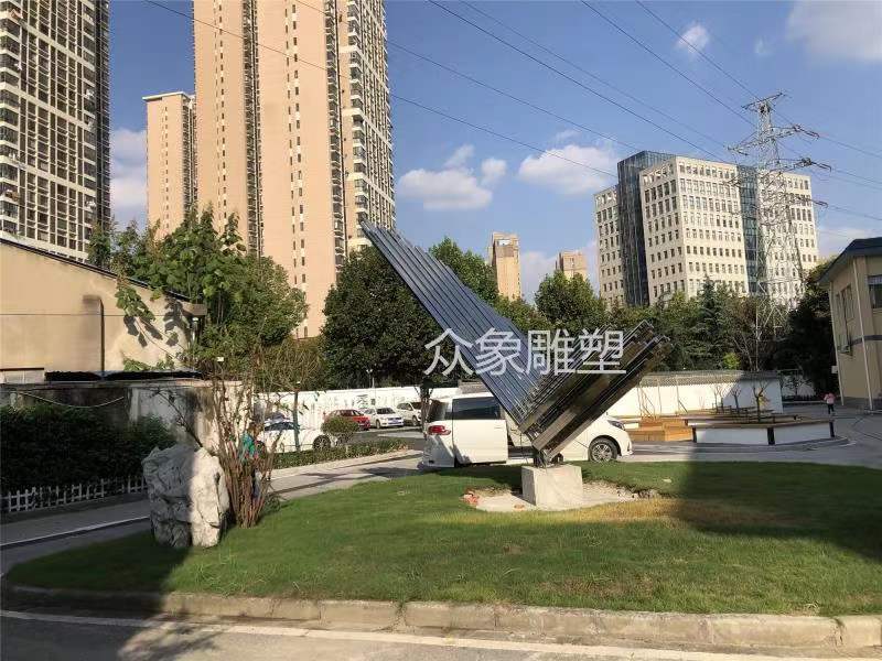 無錫特殊學院不銹鋼雕塑