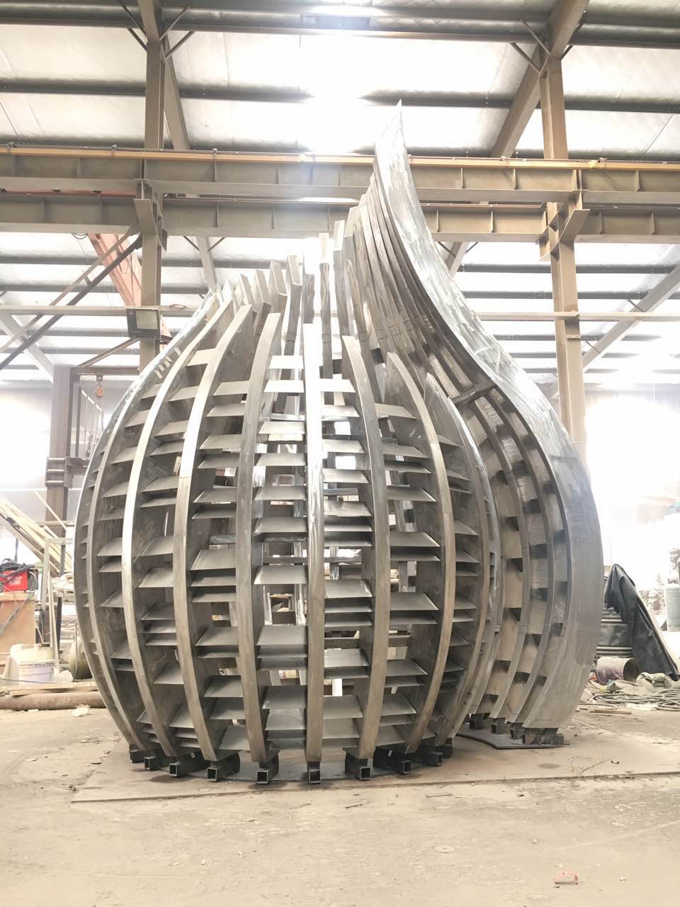 如何判斷304不銹鋼雕塑是否需要維護？