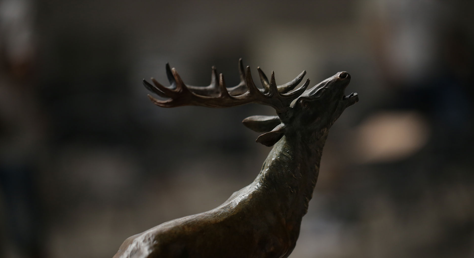 城市雕塑的設計、制作和安裝都需要專業的知識和技能